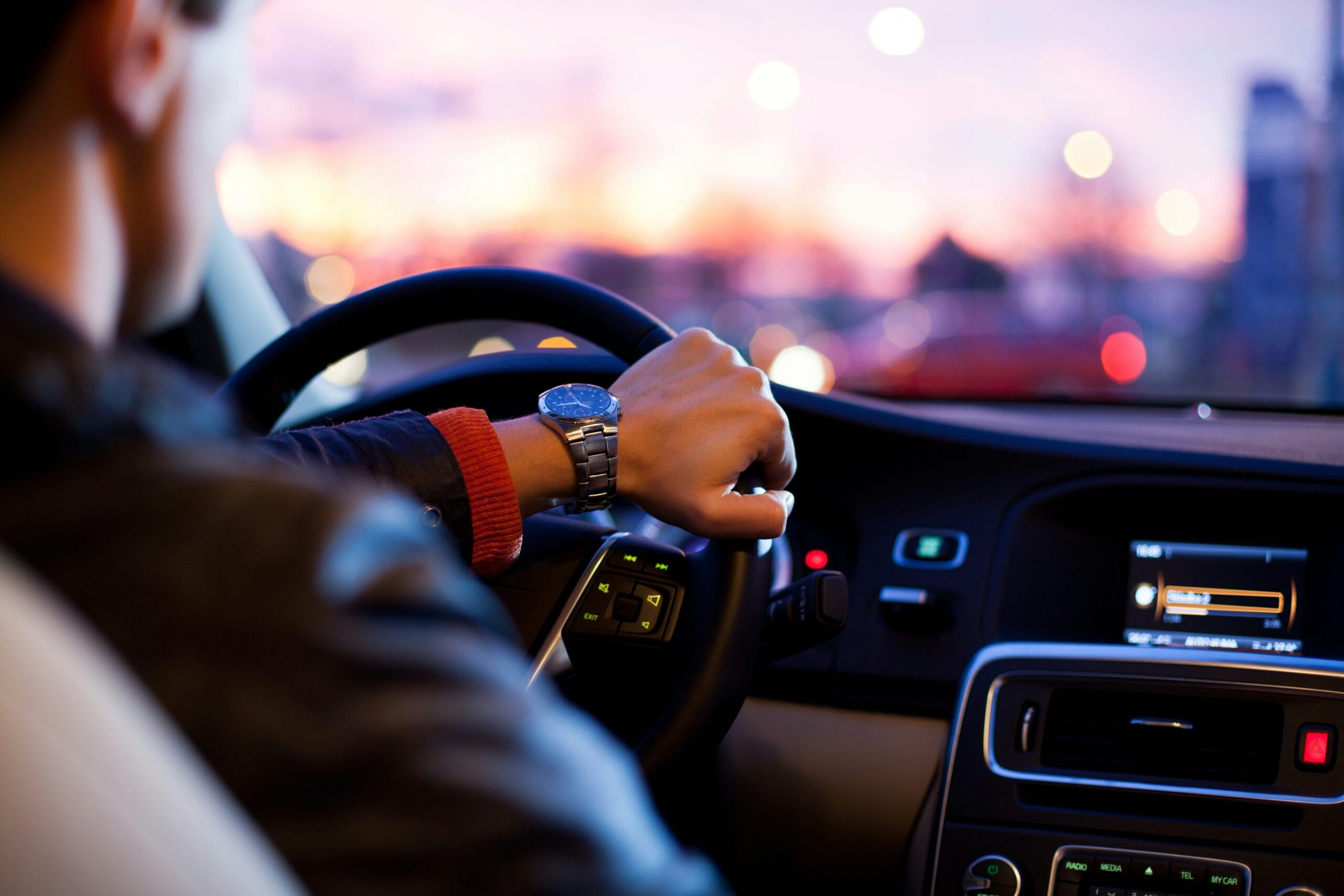 En Aguascalientes, se estima que los automovilistas gastan entre $3,800 y $6,500 pesos al mes en movilidad